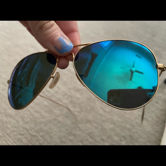 Ray Ban Blue Mirrored Aviators - Picture 2 of 3